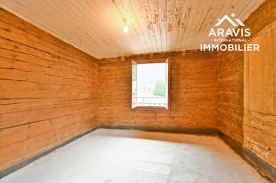 Maison - 213 m² - 5 pièces