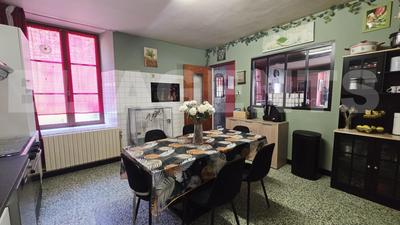 Maison - 138 m² - 5 pièces