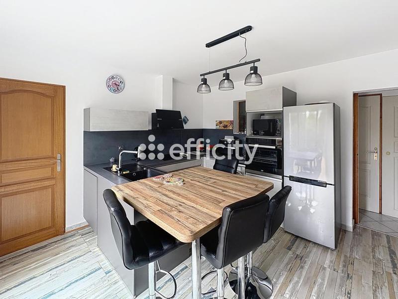 Appartement - 80 m² - 4 pièces