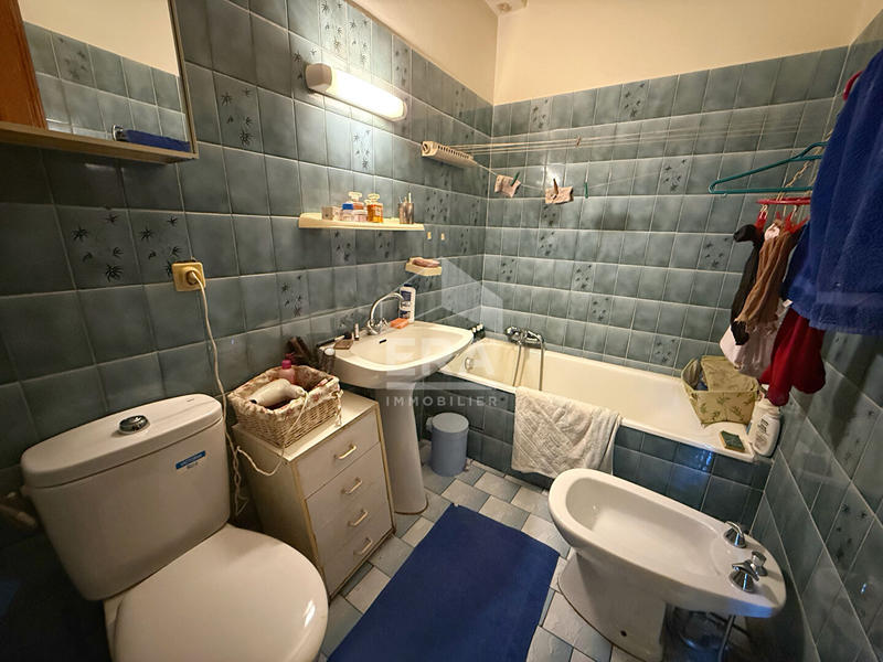 Maison - 99 m² - 4 pièces