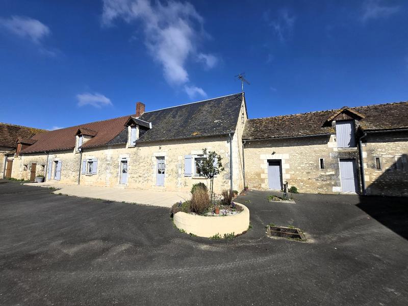 Maison - 160 m² - 8 pièces