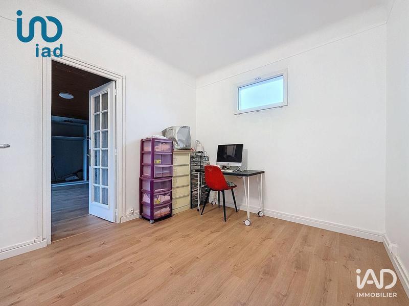 Maison - 250 m² - 11 pièces