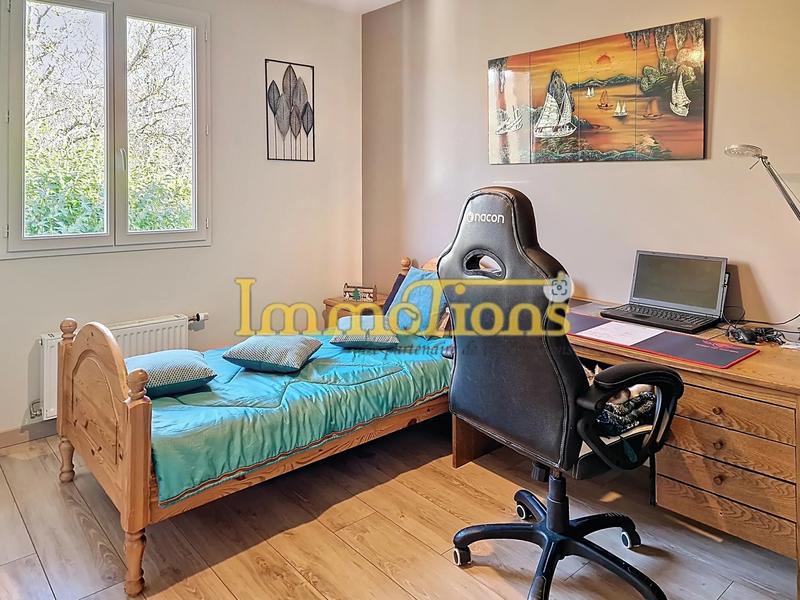 Maison - 143 m² - 5 pièces