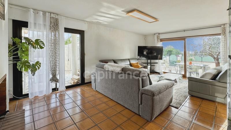 Maison - 109 m² - 4 pièces