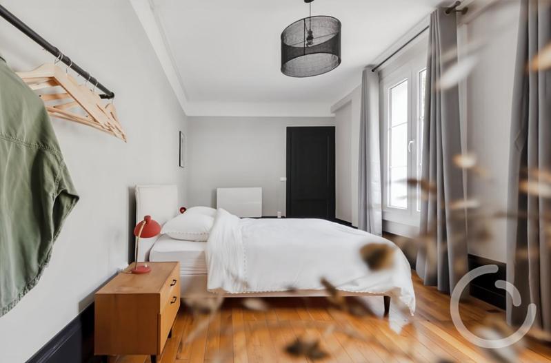 Appartement - 165 m² - 8 pièces