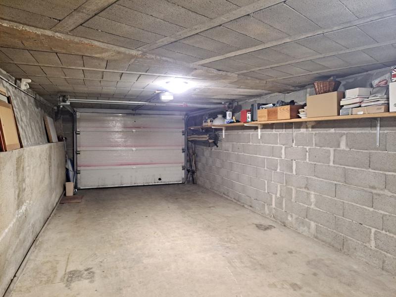 Maison - 276 m² - 11 pièces