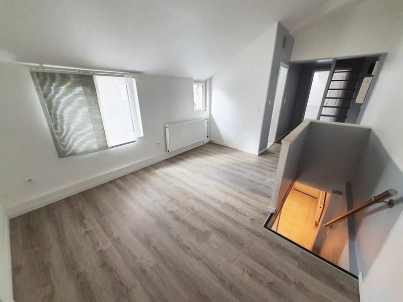 Maison - 92 m² - 4 pièces