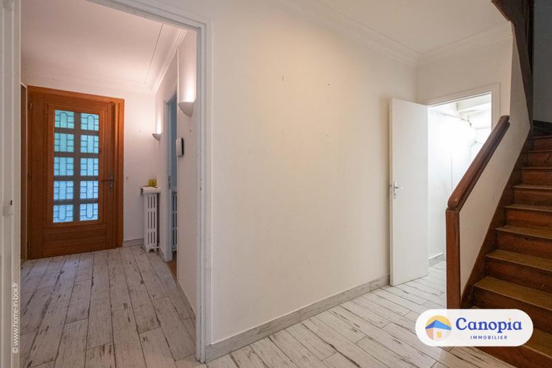 Maison - 170 m² - 8 pièces