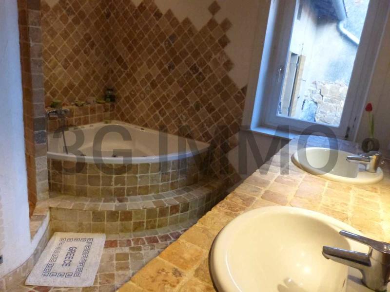 Maison - 180 m² - 7 pièces