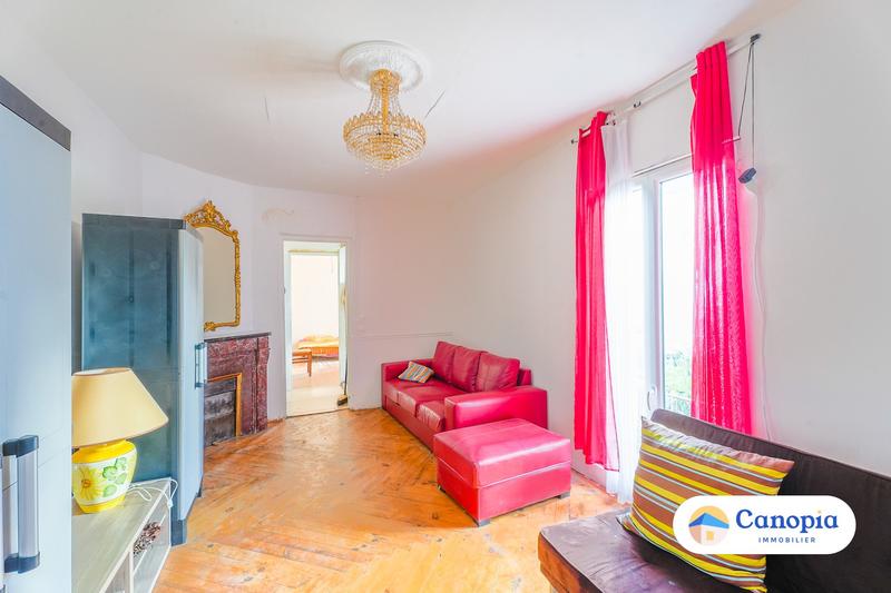 Maison - 93 m² - 5 pièces