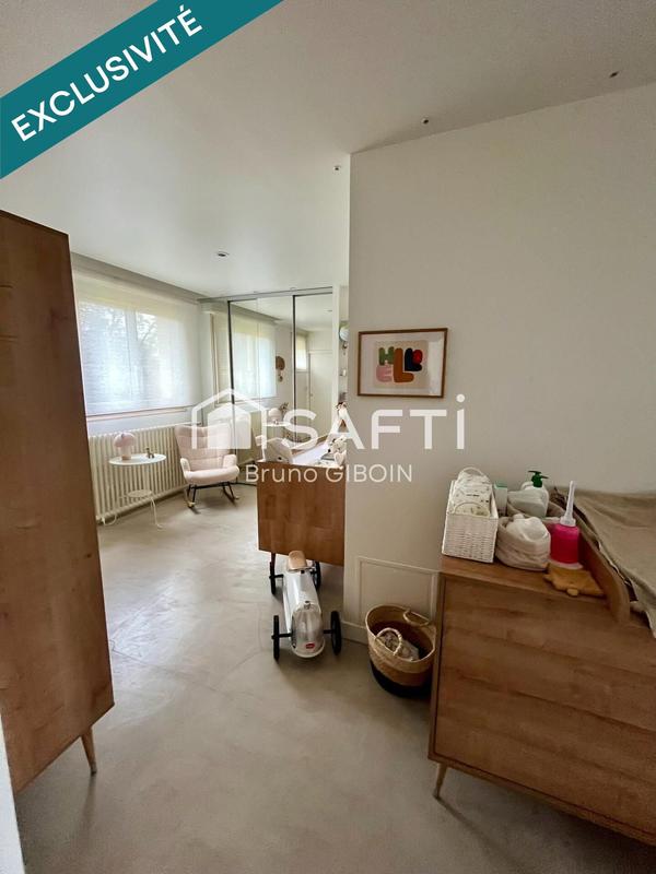 Maison de ville - 240 m² - 8 pièces