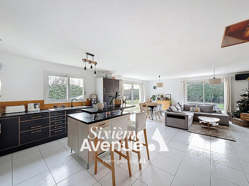 Maison - 125 m² - 4 pièces