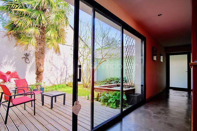 Maison - 192 m² - 8 pièces