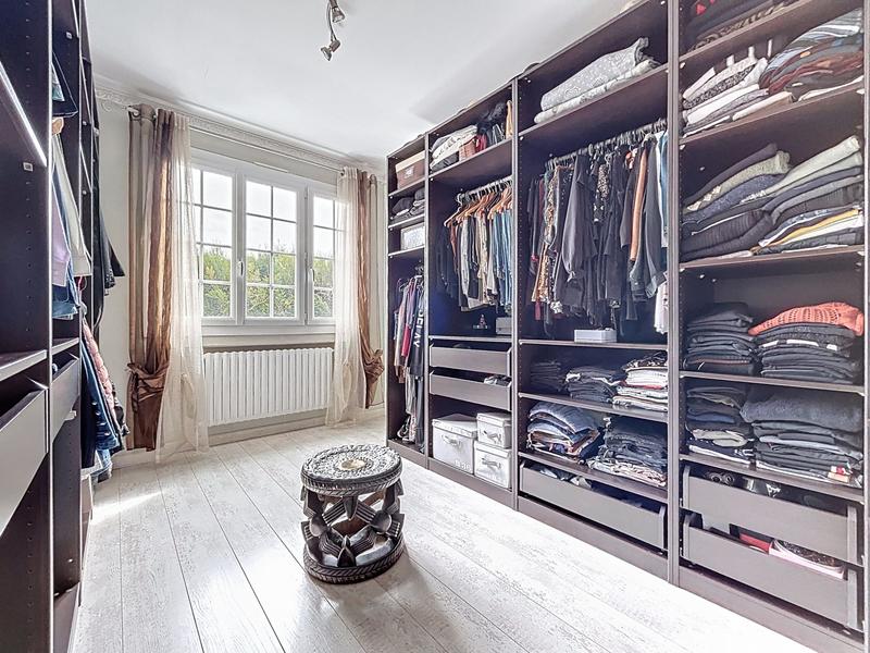 Maison ancienne - 223 m² - 14 pièces