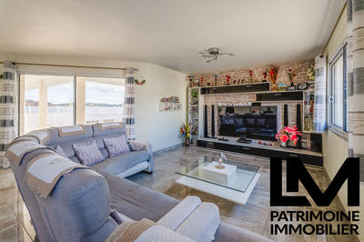 Villa - 203 m² - 7 pièces