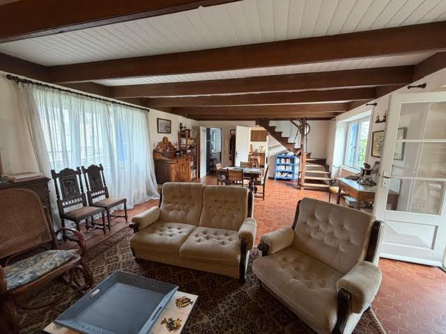 Maison - 108 m² - 4 pièces