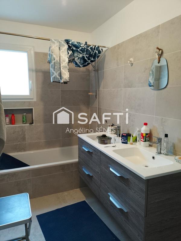 Maison - 95 m² - 4 pièces