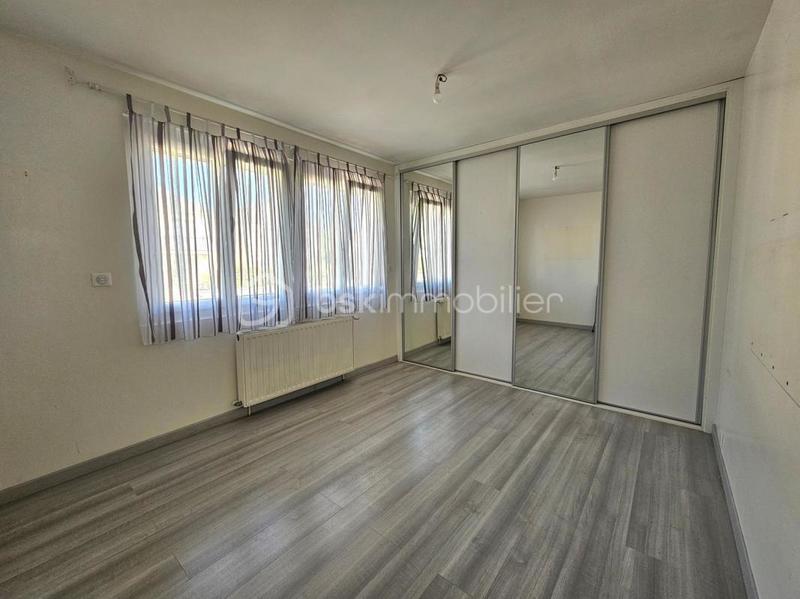 Pavillon - 137 m² - 5 pièces