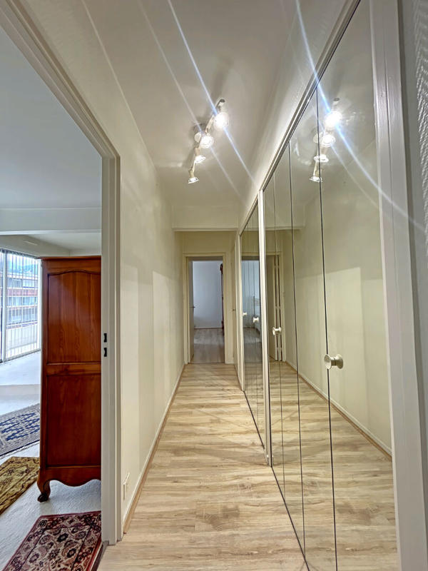 Appartement - 95 m² - 4 pièces