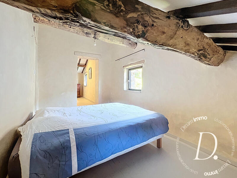 Maison - 207 m² - 11 pièces