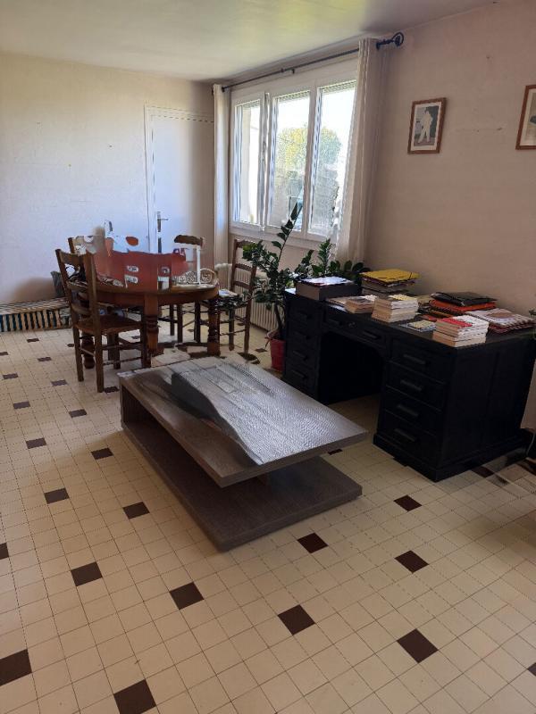 Maison - 83 m² - 5 pièces