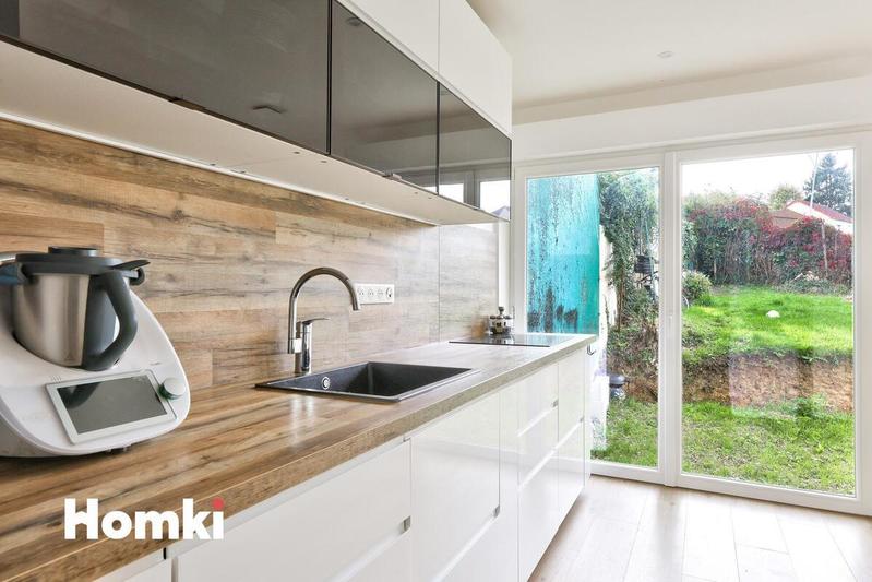 Maison - 87 m² - 5 pièces