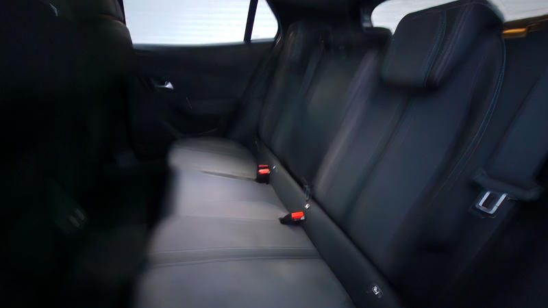 Peugeot 2008 Electrique 136 Ch Allure