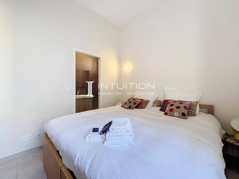 Appartement - 105 m² - 4 pièces