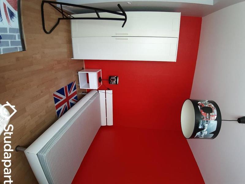 Chambre - 10 m² - 1 pièce