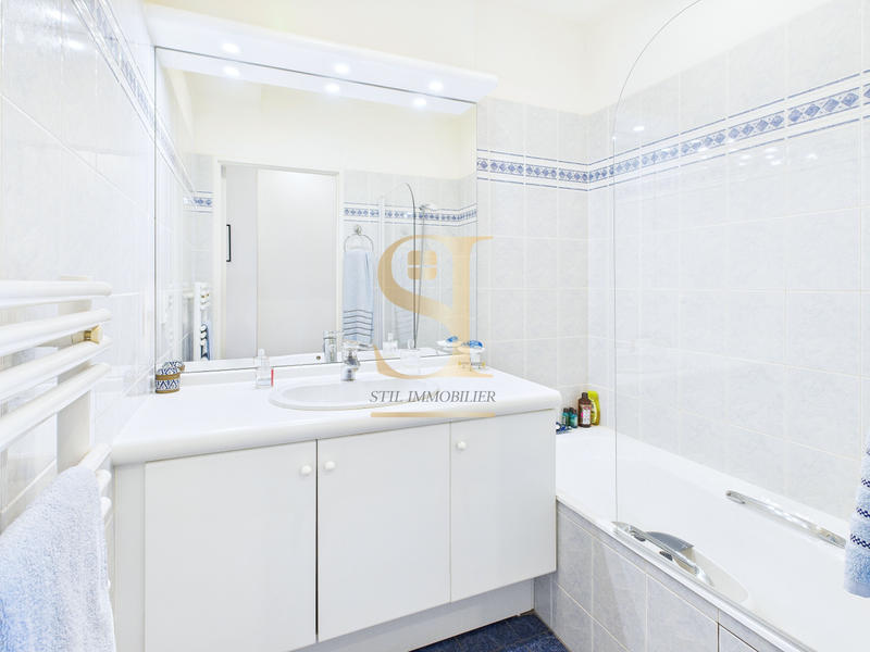 Appartement - 131 m² - 4 pièces