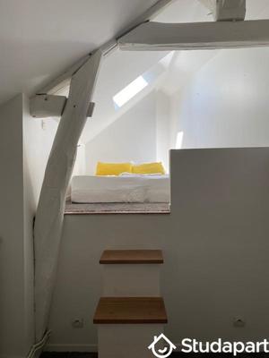 Chambre - 13 m² - 1 pièce