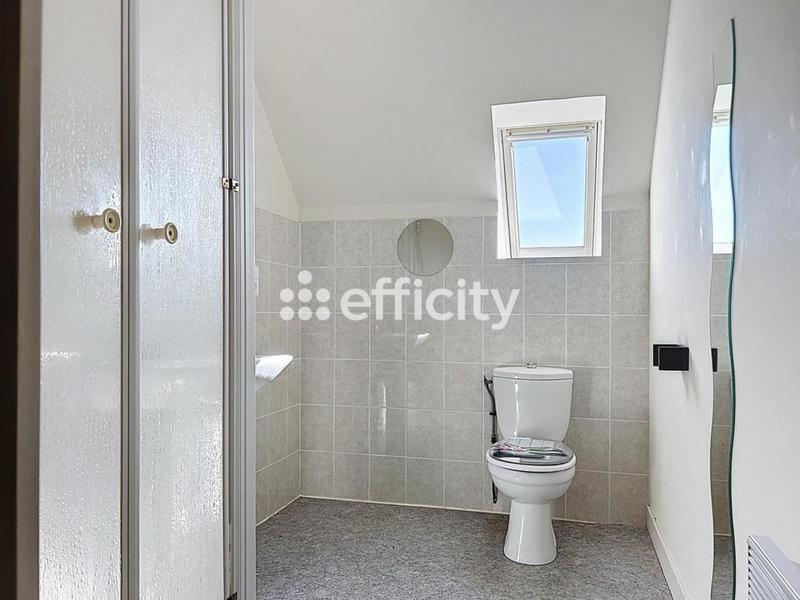 Maison - 167 m² - 7 pièces