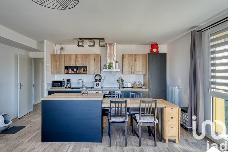 Appartement - 82 m² - 4 pièces