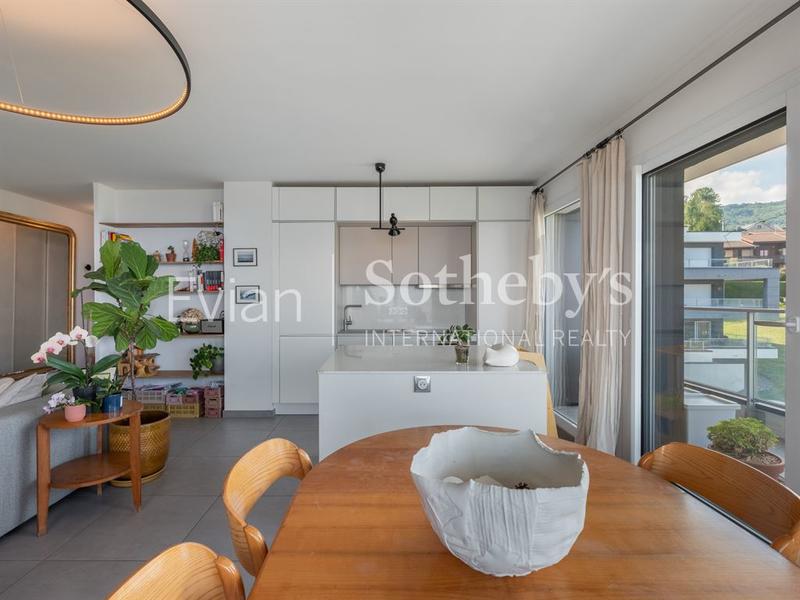 Appartement - 80 m² - 4 pièces