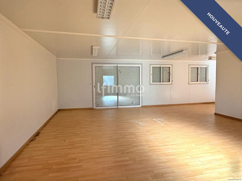 Immeuble - 108 m² - 8 pièces