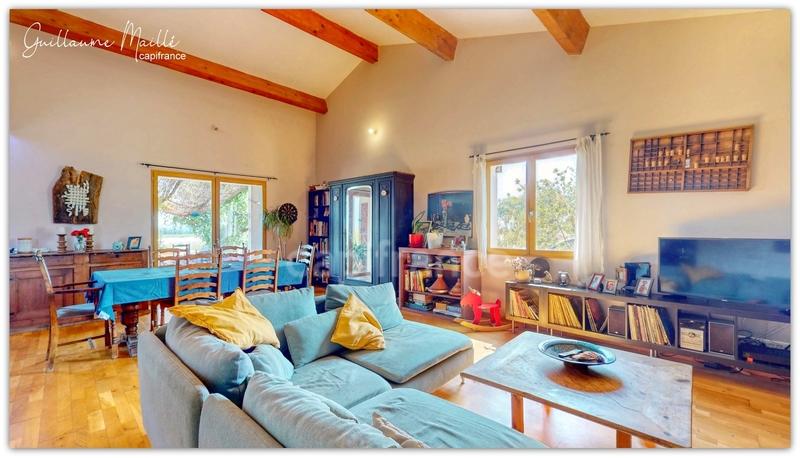 Villa - 160 m² - 6 pièces