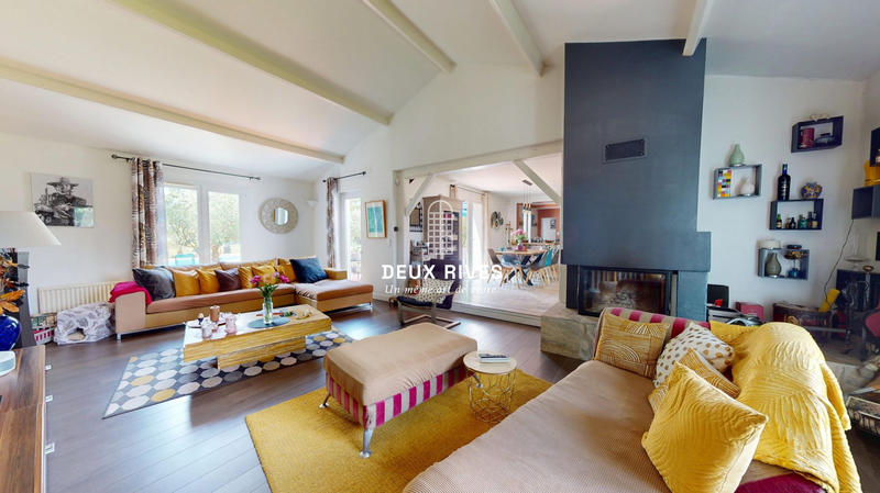 Villa - 167 m² - 6 pièces