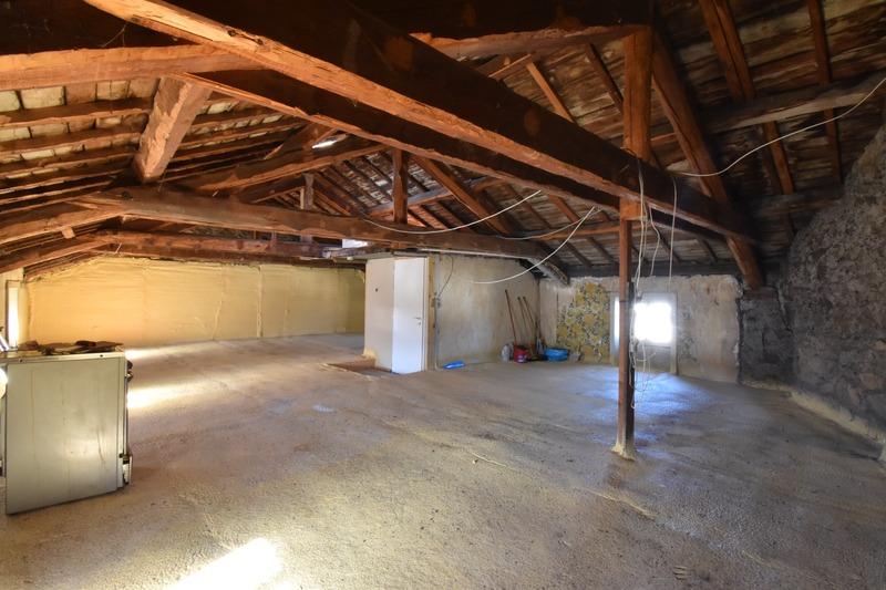 Immeuble - 240 m² - 12 pièces