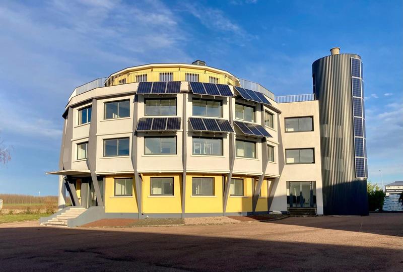 Local d'activités - 1 017 m²