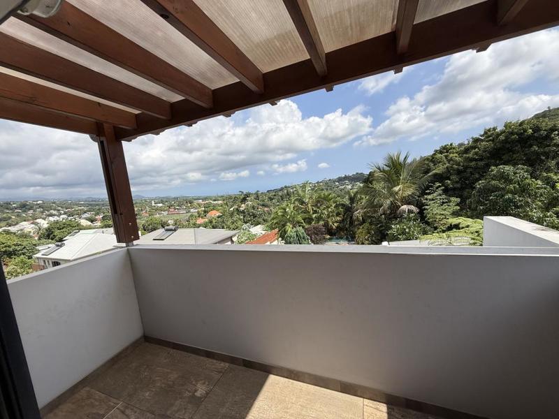 Villa - 140 m² - 5 pièces