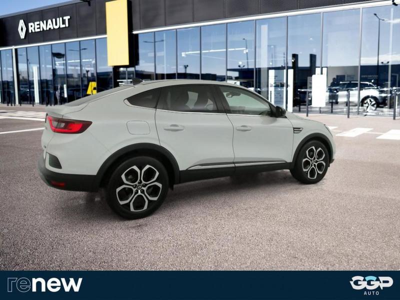 Renault Arkana E-Tech hybride 145 - 22 Techno