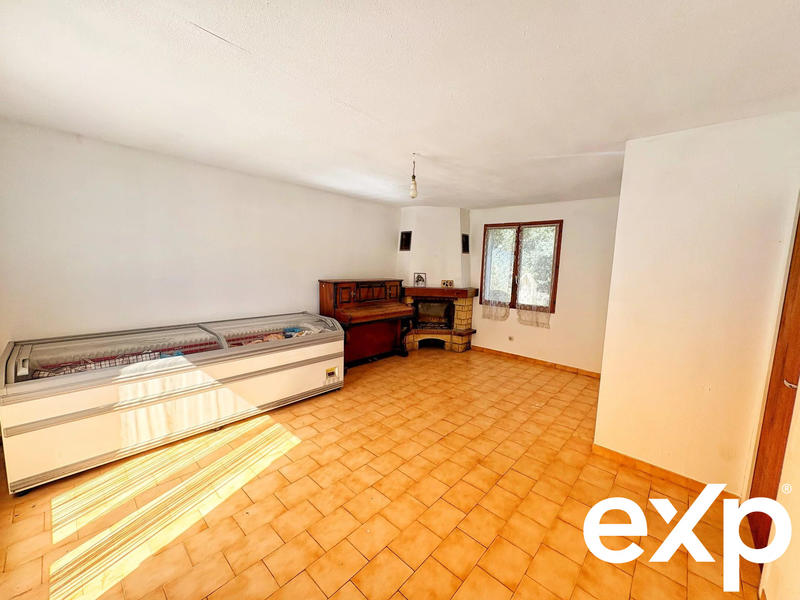 Maison - 167 m² - 8 pièces