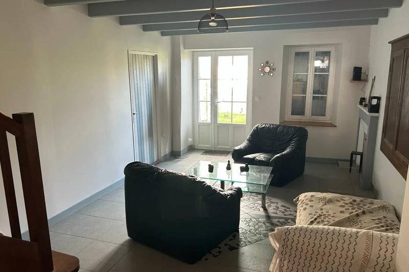 Maison - 205 m² - 9 pièces