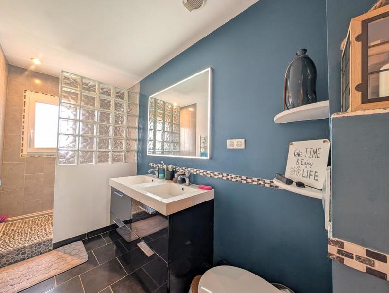 Pavillon - 85 m² - 4 pièces