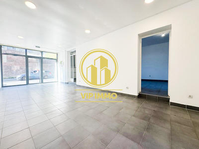 Local commercial - 82 m²