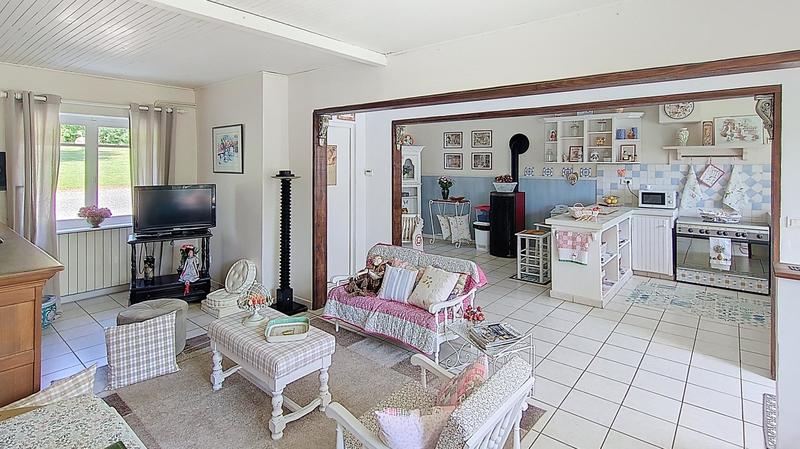 Maison - 263 m² - 12 pièces