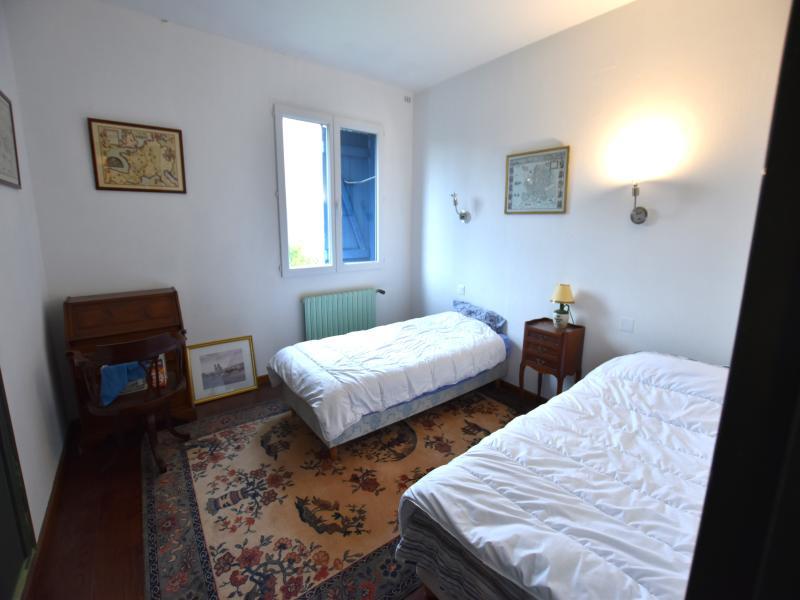 Maison - 263 m² - 9 pièces