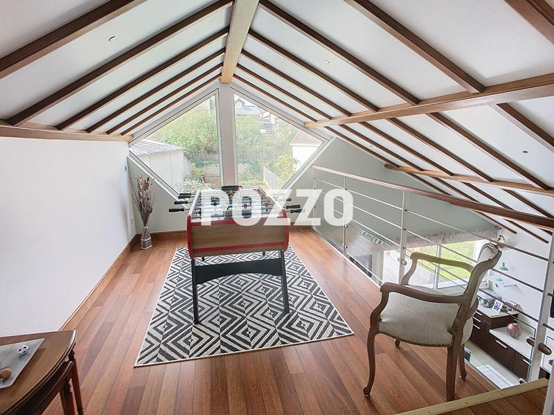 Maison - 143 m² - 5 pièces