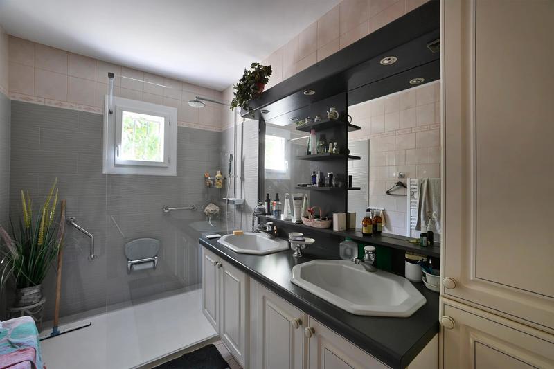 Maison - 108 m² - 6 pièces