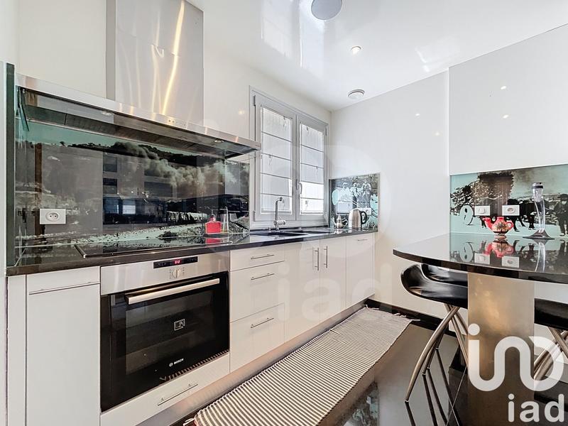 Maison - 181 m² - 7 pièces